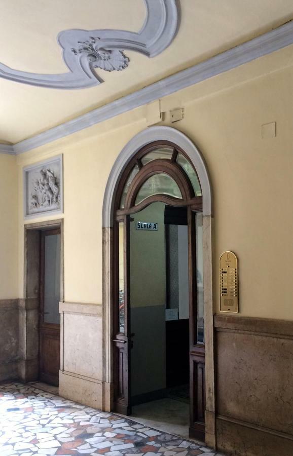 Monikapsa Apartment Turin Ngoại thất bức ảnh